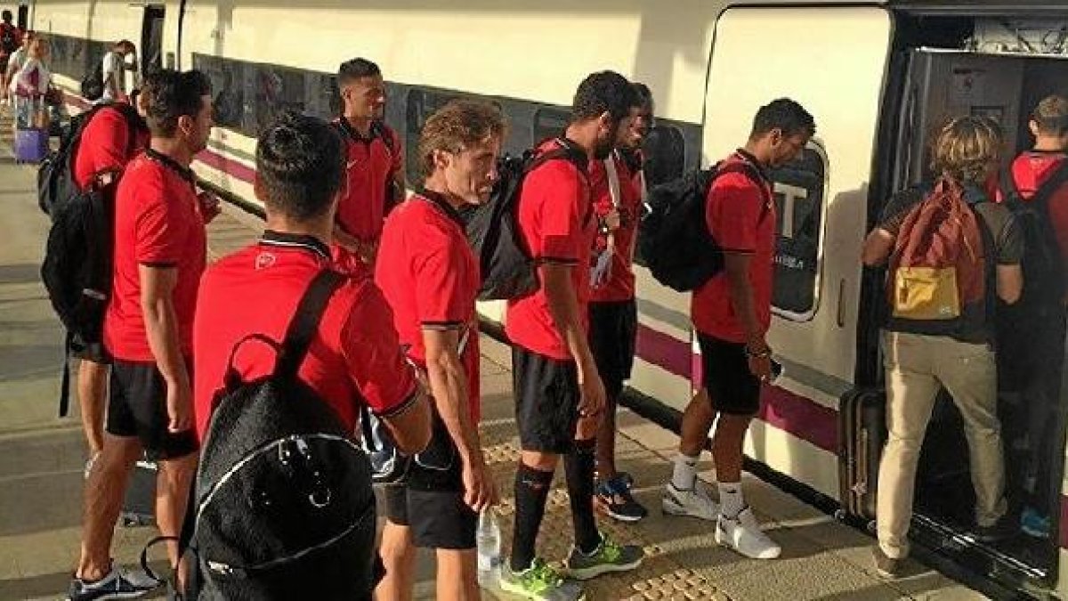 Alta velocidad para un Almería que ha sufrido la primera derrota.