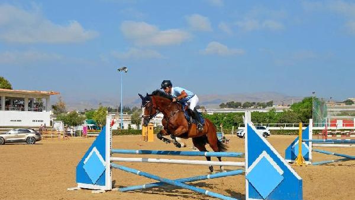 Caba y Redondo lograron realizar un recorrido impecable.