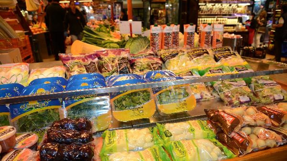 En el capítulo de hortalizas cabe destacar la exportación de cebolla, lechuga y tomate.