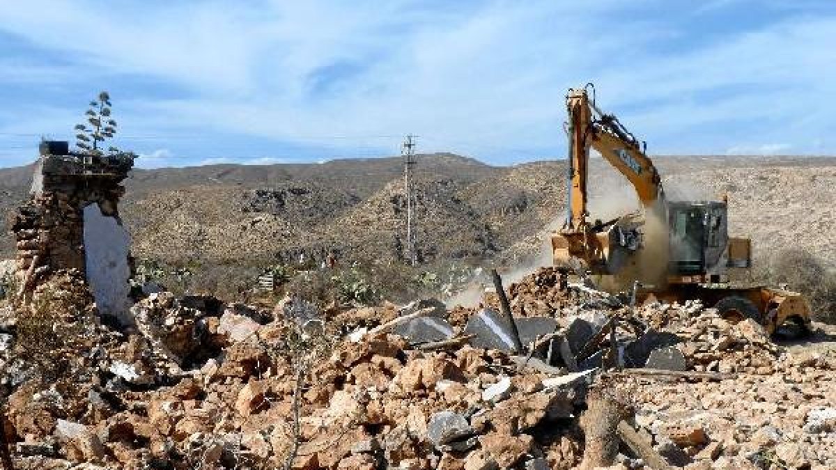 Demolición del cortijo ubicado en Castell del Rey