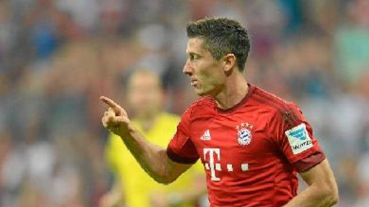 Robert Lewandowski entra en los planes de Rafa Benitez.