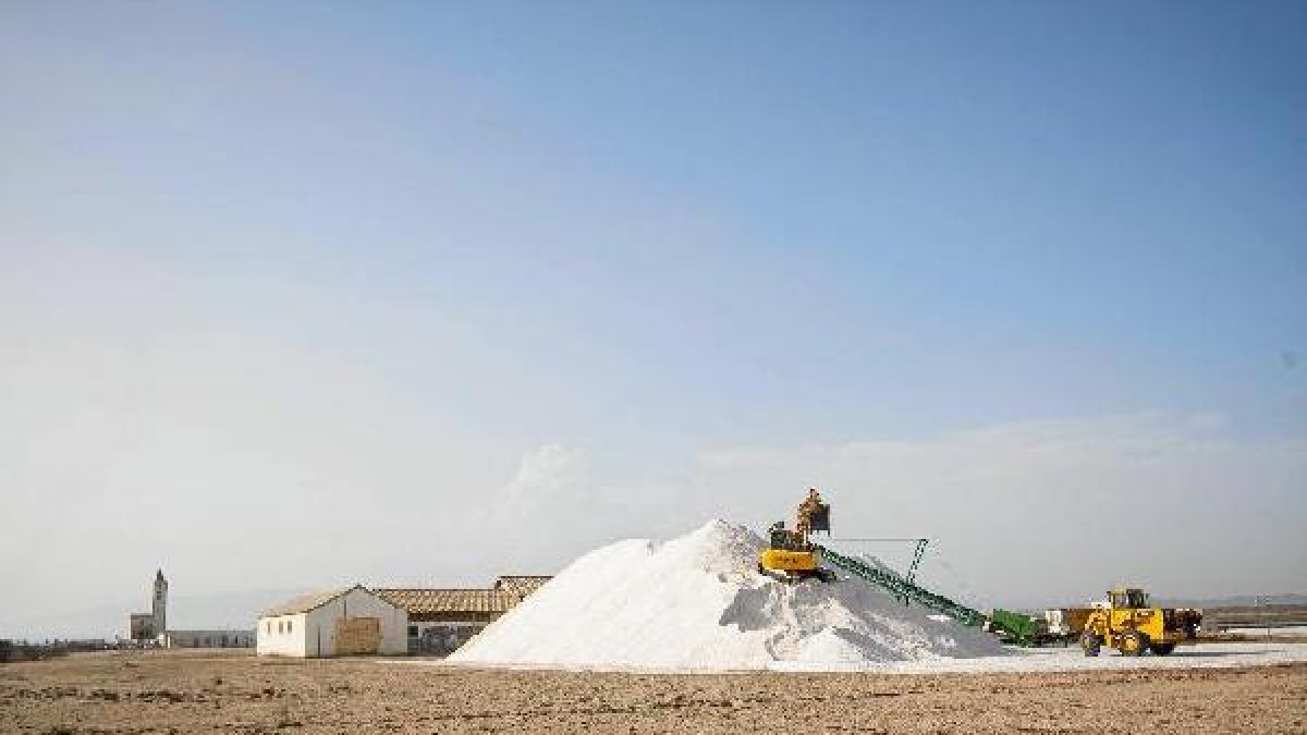 Ya se han extraido 20.000 Tm de sal.
