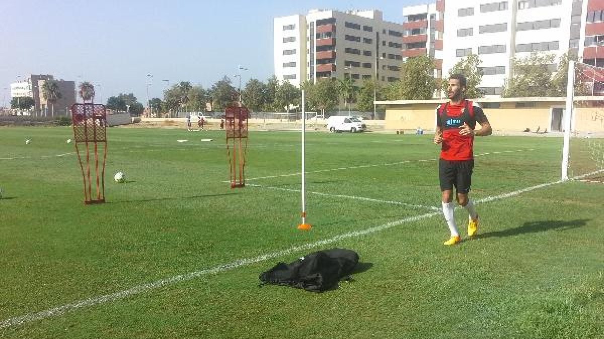 En su primer entrenamiento.