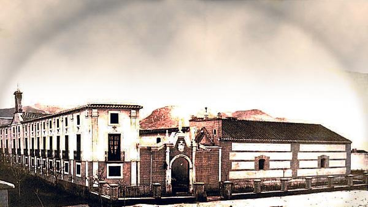 Foto retrospectiva del Palacio realizada a finales del siglo XIX por el fotógrafo murciano José Rodrigo