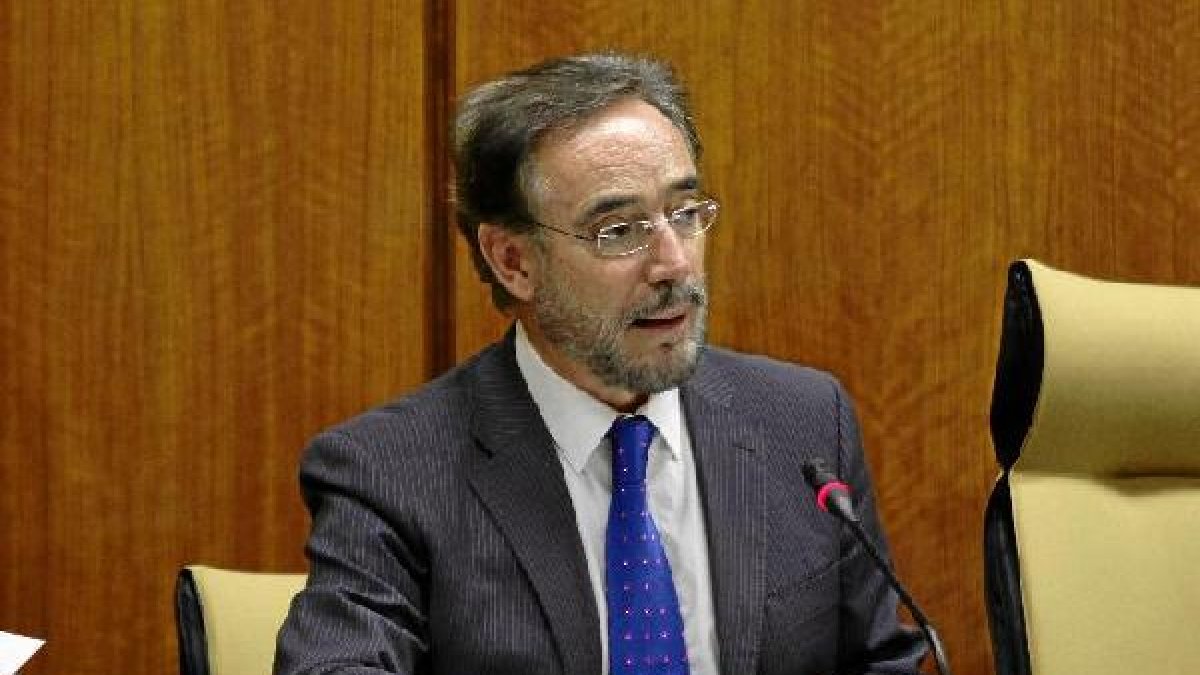 El consejero de Fomento y Vivienda, Felipe López.