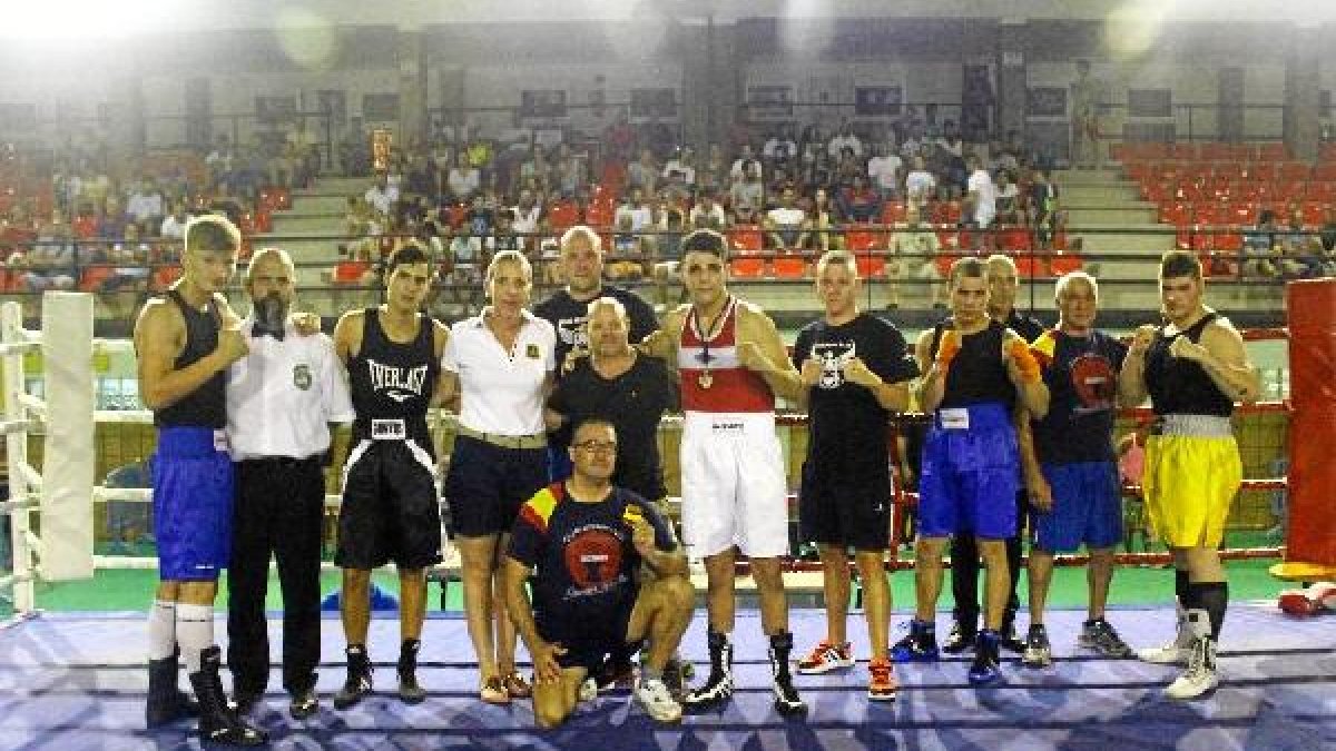 Boxeo de mucho nivel en Balerma.