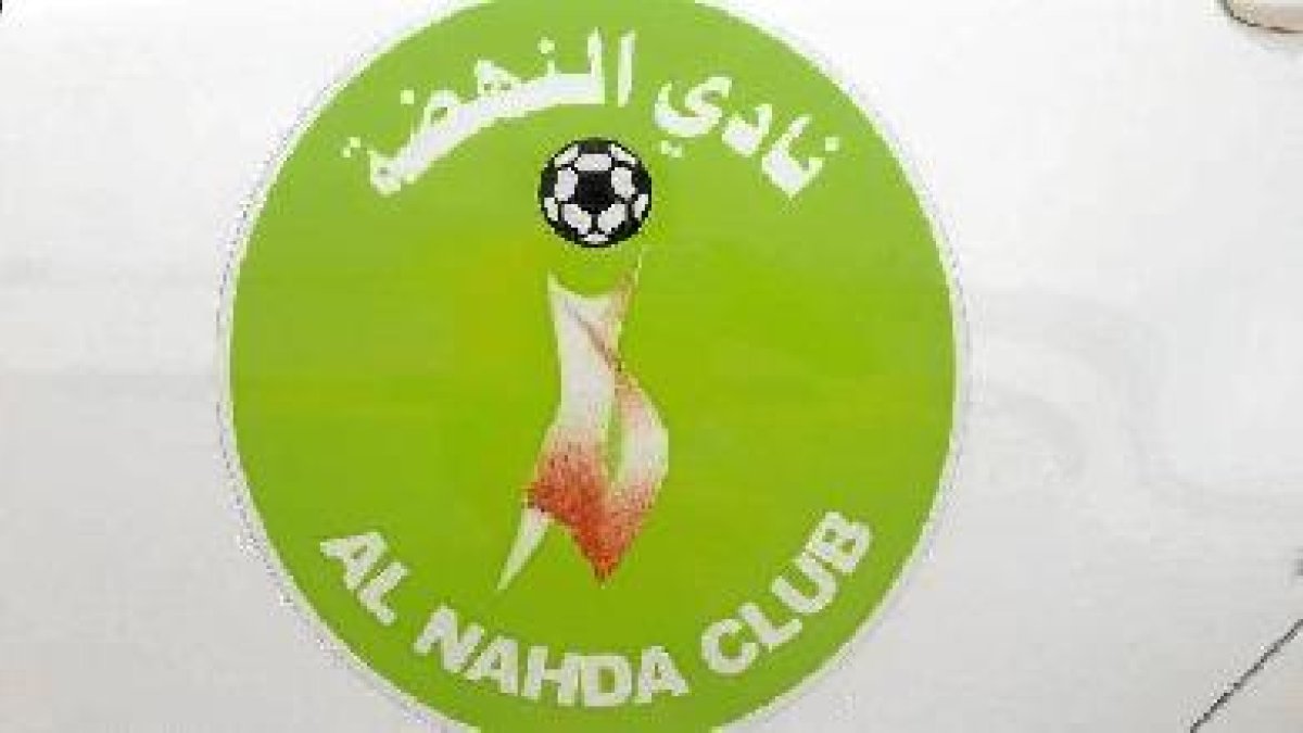 El escudo de su nevo club.