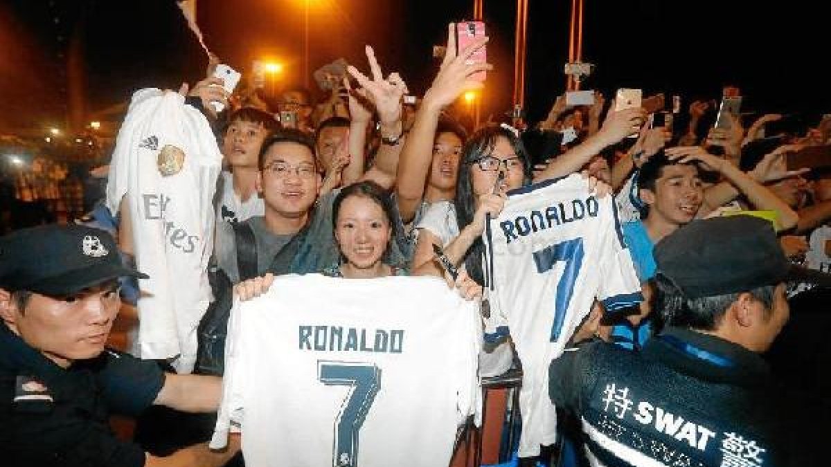 China enloquece con la presencia del Real Madrid.