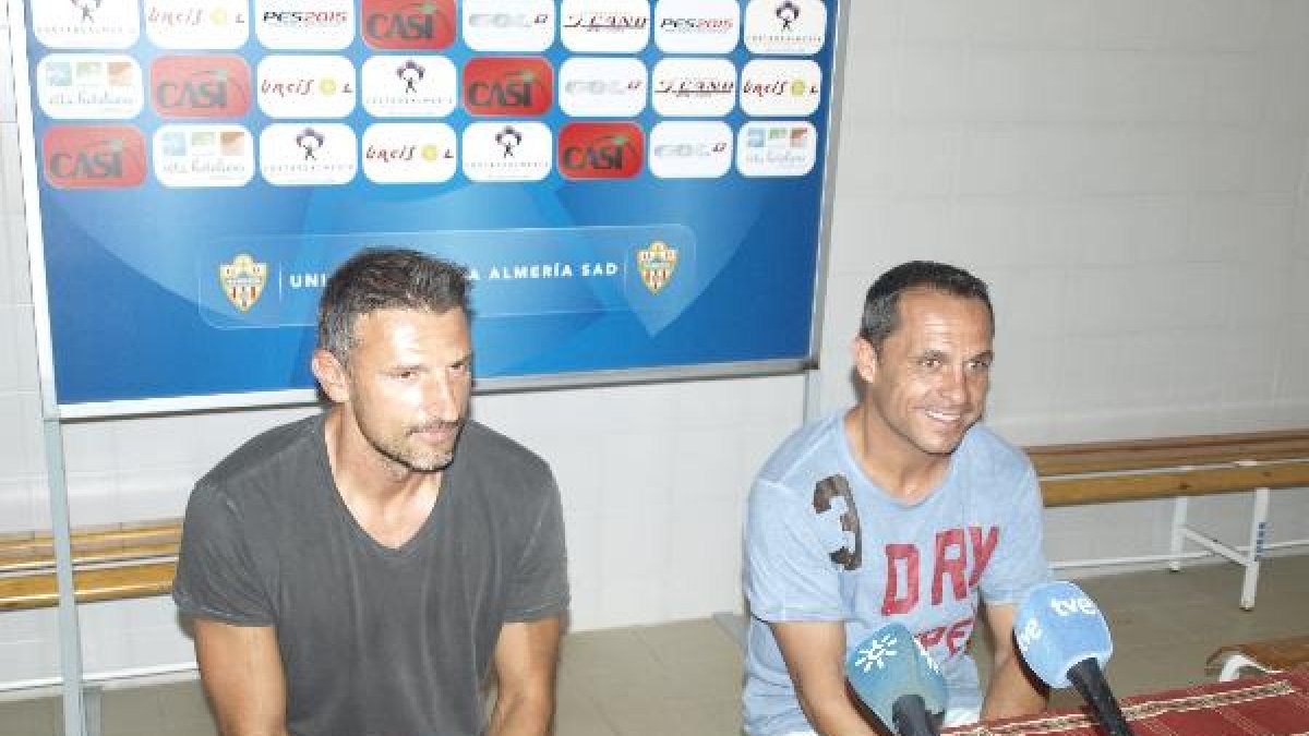 De Quintana y Sergi son los que mandan en el Almería.
