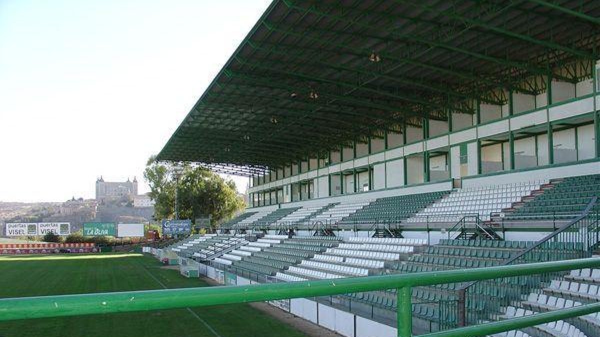 El Almería jugará en el Salto del Caballo.