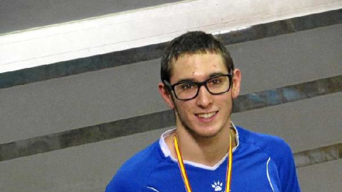 Miguel Ángel Vargas, del club H2O El Ejido, oro en 200 estilos, y oro y Record de Andalucía en 50 braza