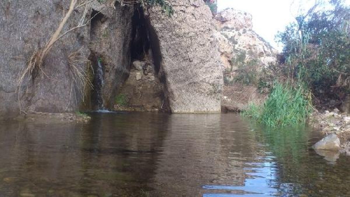 El río que se está secando por abuso del acuifero