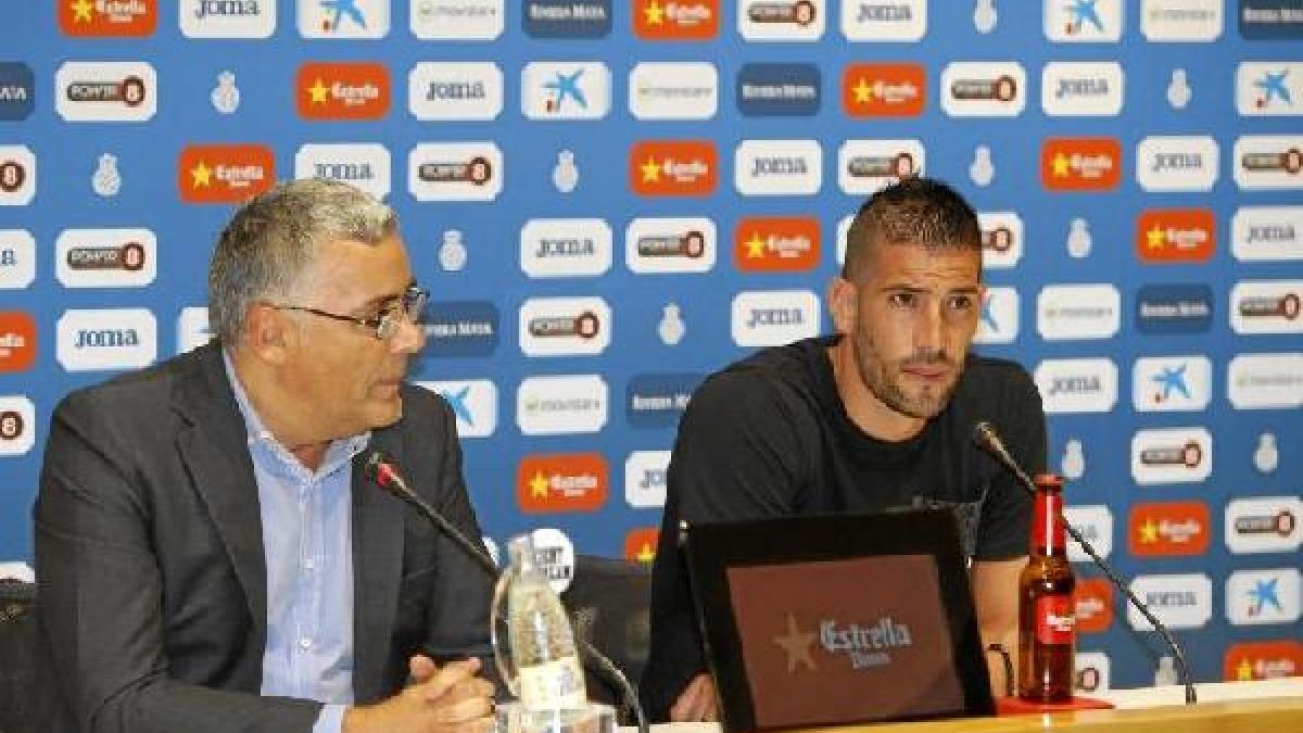 Collet y Casilla en rueda de prensa.