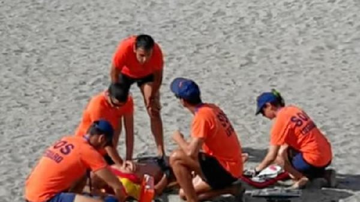 Simulacro de rescate realizado por los socorristas de la capital