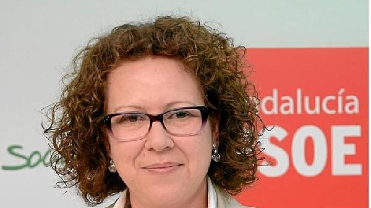 La alcaldesa de Garrucha, María López.