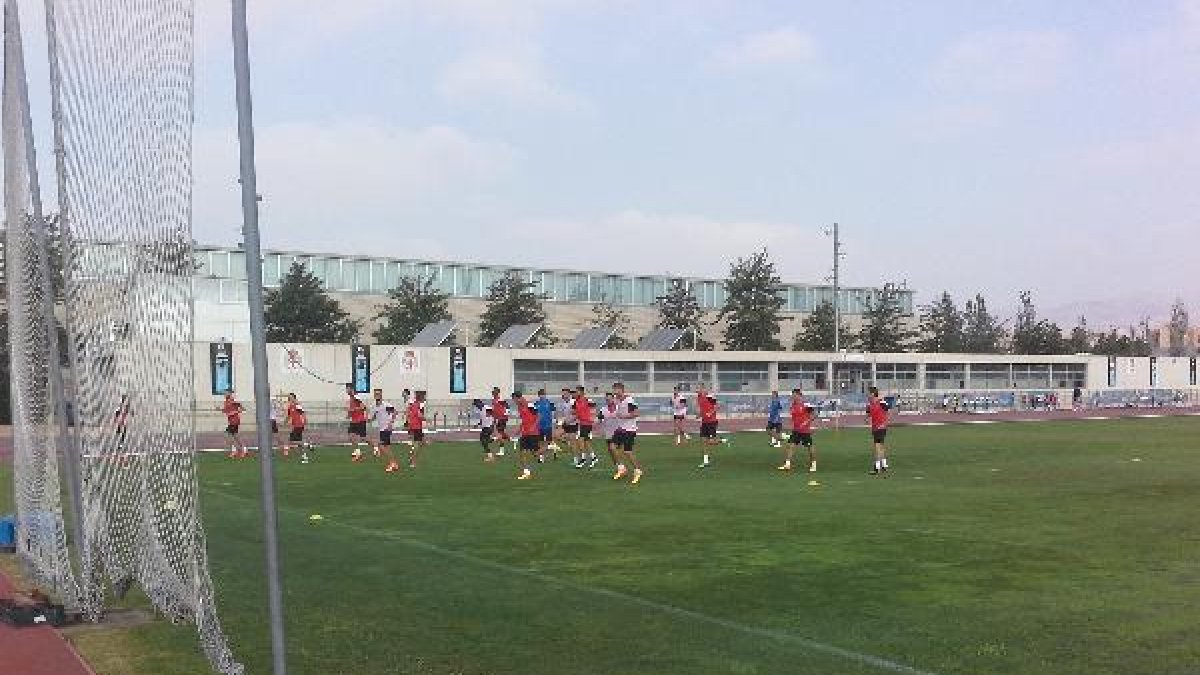 Comienza el entrenamiento.