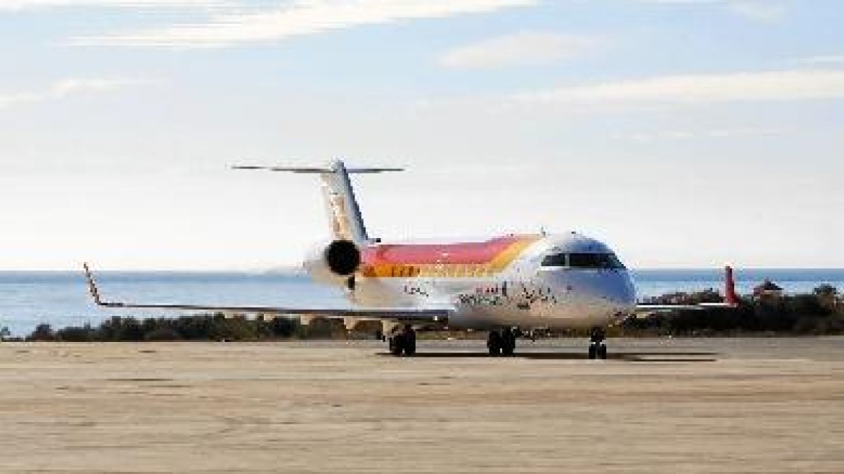 Un aparato en el aeropuerto de Almería