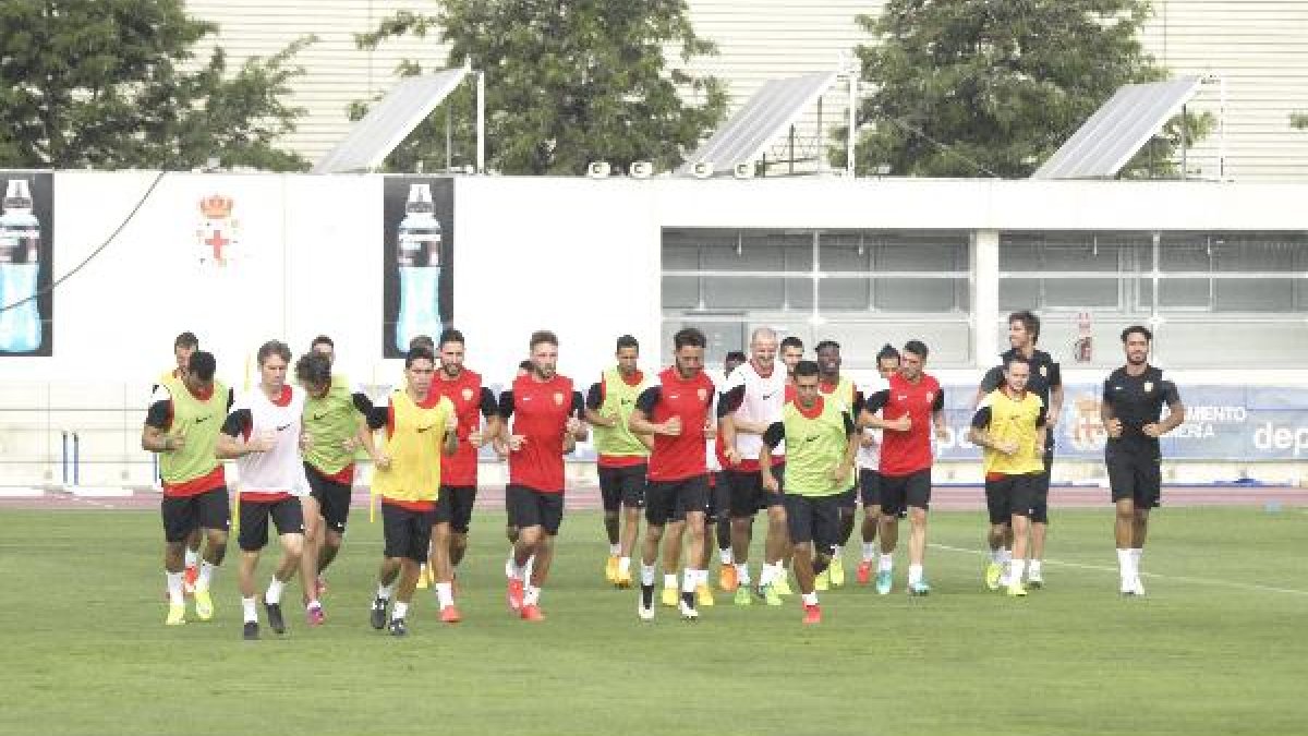 Carrera continua antes de empezar con el balón.