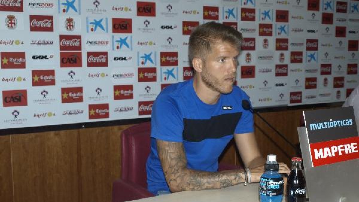 Jorge Morcillo firmó por tres temporadas.