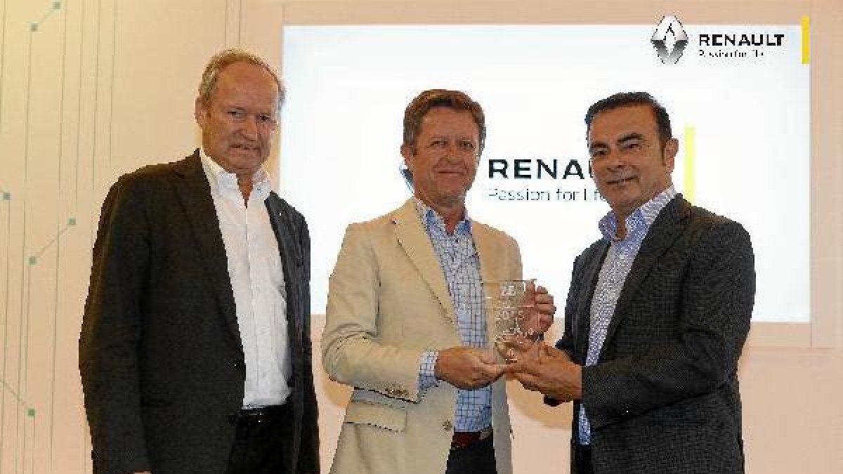 Entrega del galardón a Syrsa