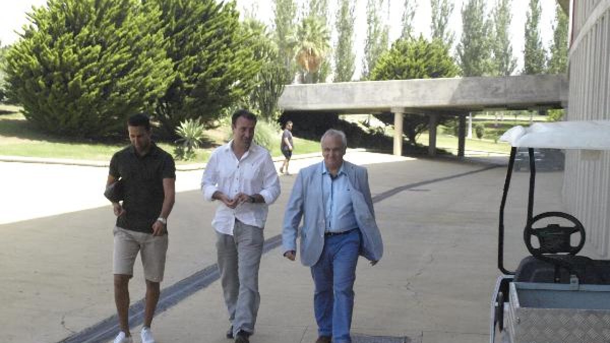 Alfonso García, llegando con Ángel Montoro.