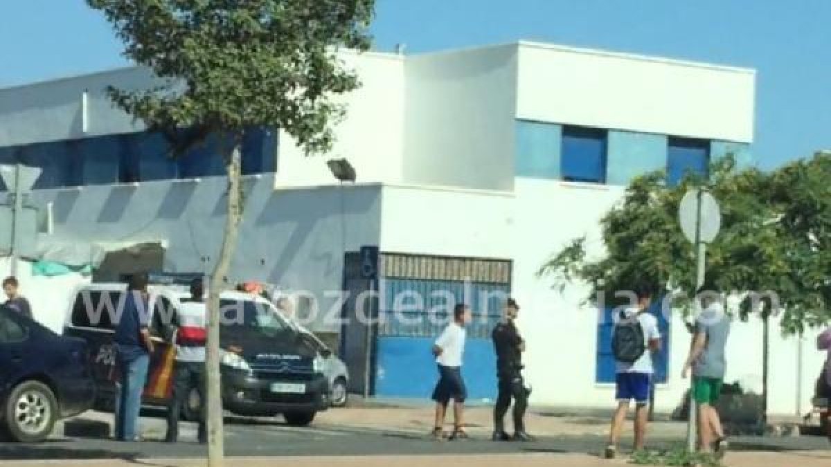 Cordón policial en la zona