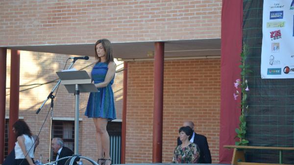 Esther Sacristán, directora del IES Fuente Nueva, durante su intervención