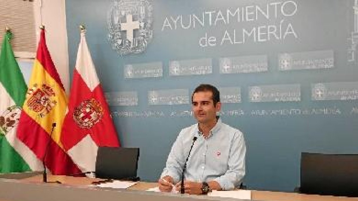 El concejal durante la rueda de prensa tras la Junta de Gobierno.