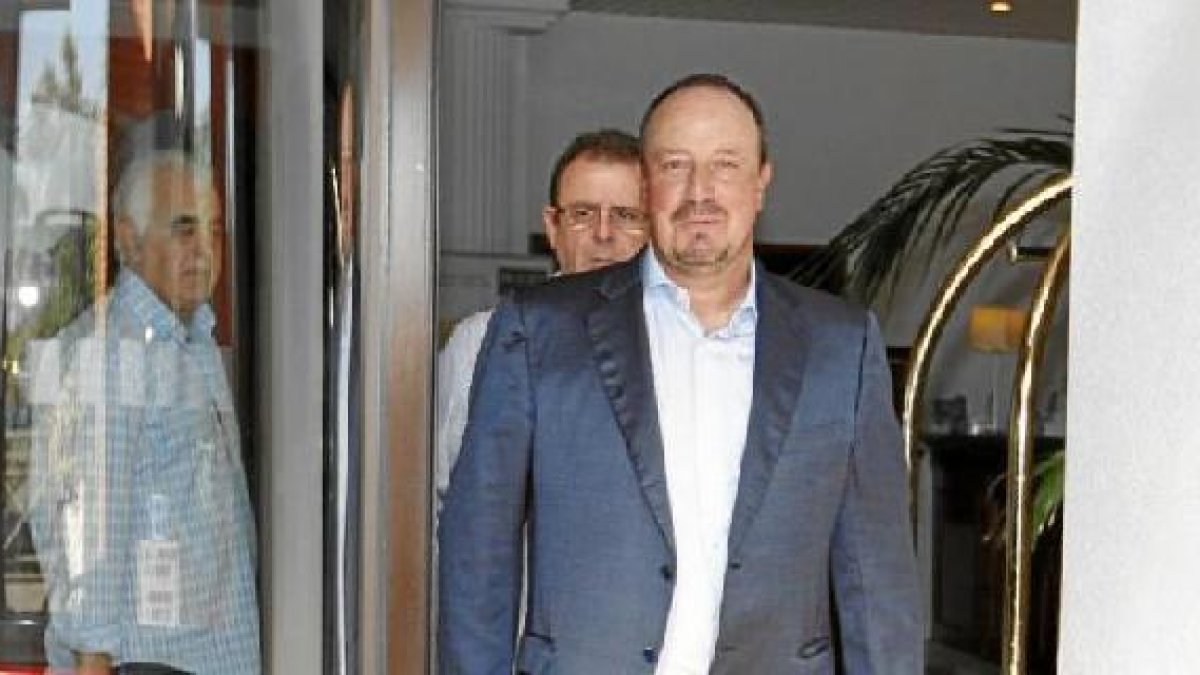 Rafa Benitez no tiene fichajes bomba para su Real Madrid.