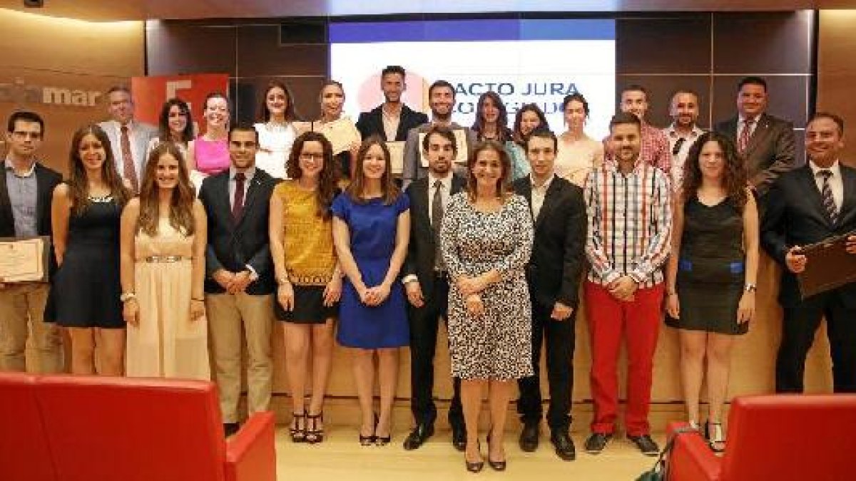 Los 23 nuevos economistas almerienses