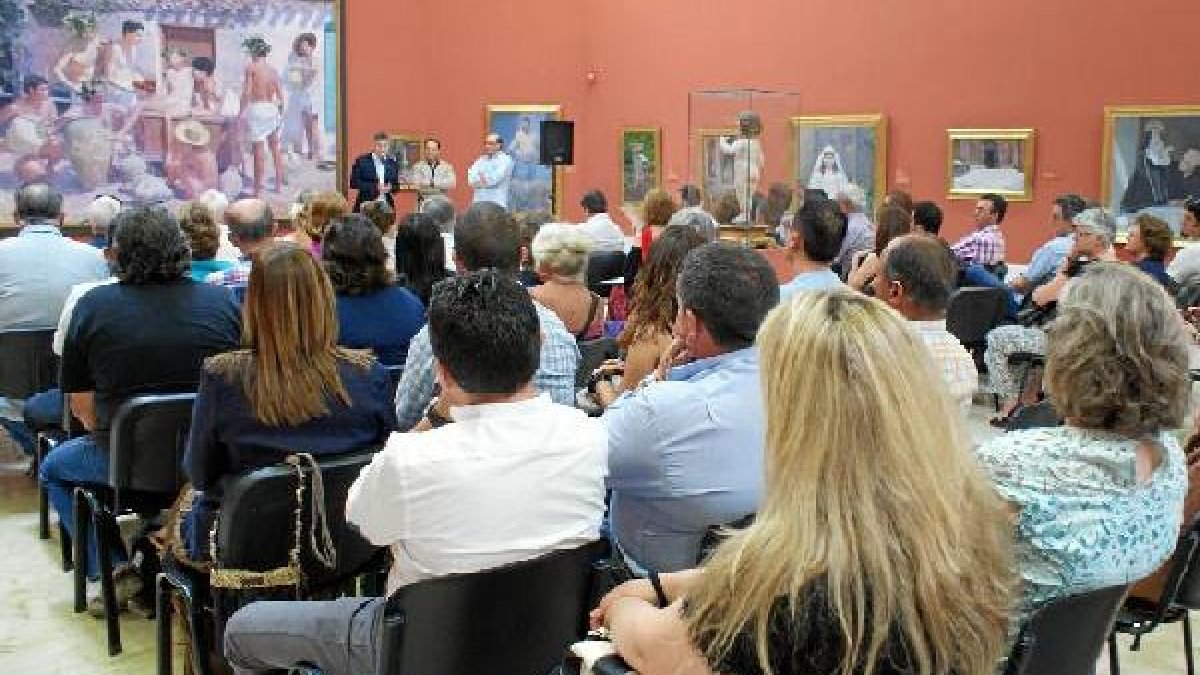 Asistentes al acto celebrado el sábado en el Museo Casa Ibáñez.