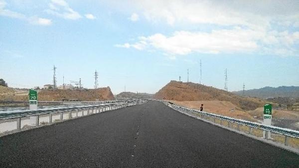 Trabajos de ejecución en el tramo de la variante de Albox a su paso por el polígono industrial de Arboleas.