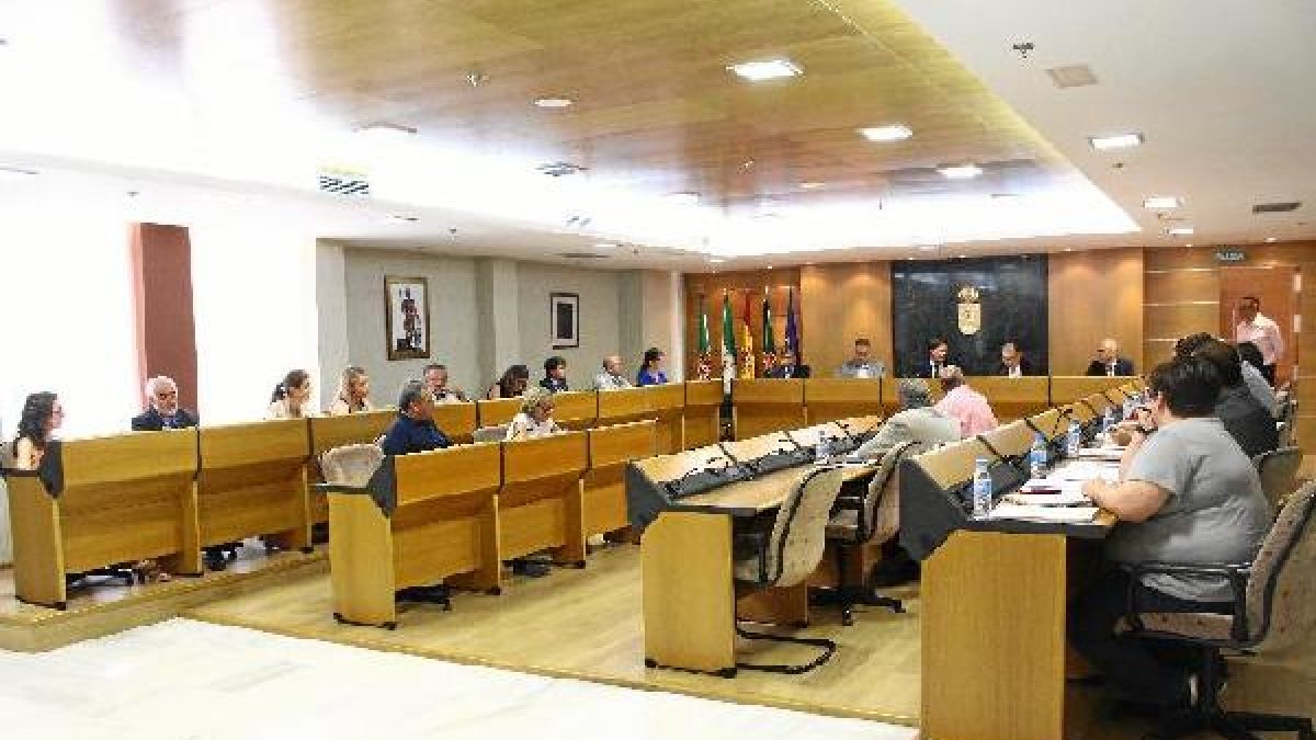 Sesión extraordinaria celebrada ayer.