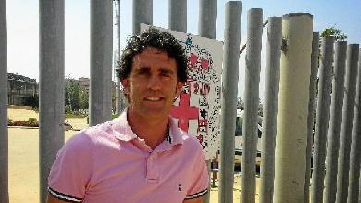 Ortega, en la puerta del Estadio Mediterráneo.