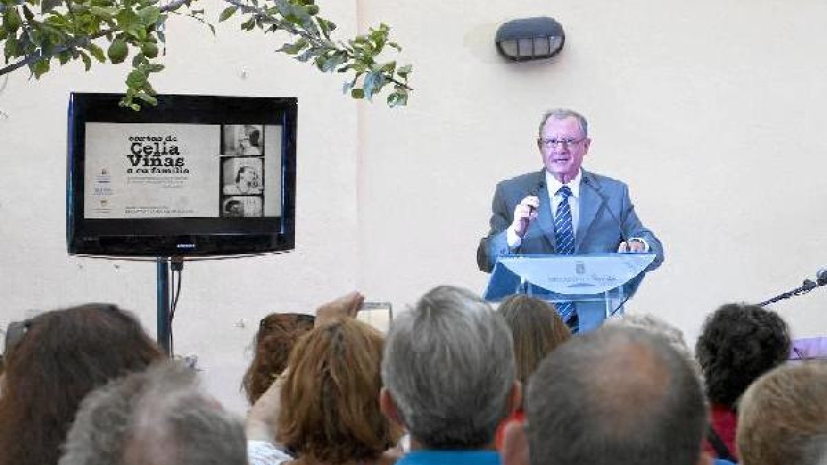 Francisco Galera es el autor del estudio, la transcripción y las notas del libro.