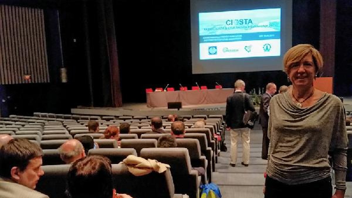 Mª Carmen Galera, Directora General de Tecnova durante las ponencias en el Congreso.