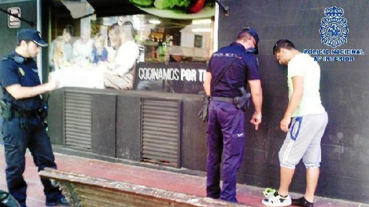 Registro en la Avenida de la Estación
