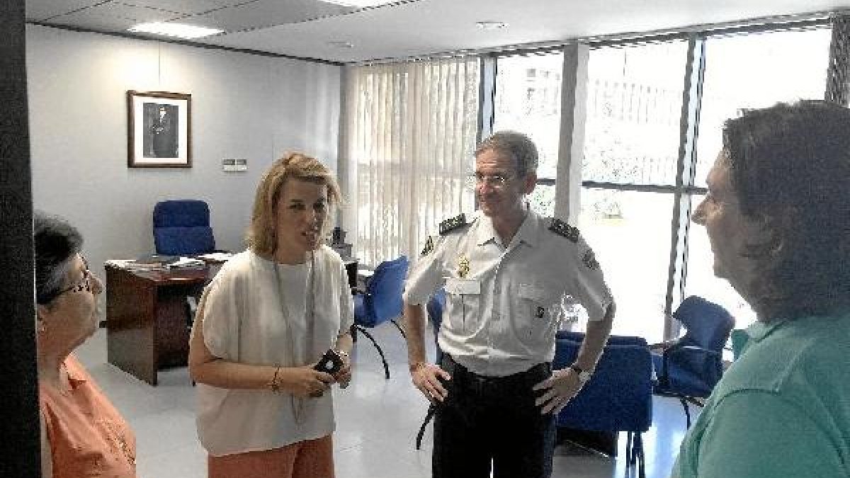 Visita de la delegada del Gobierno a la nueva sede de Justicia y Unidad Adscrita