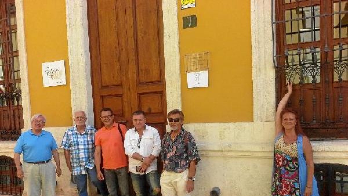 Integrantes del colectivo en la casa de Valente.