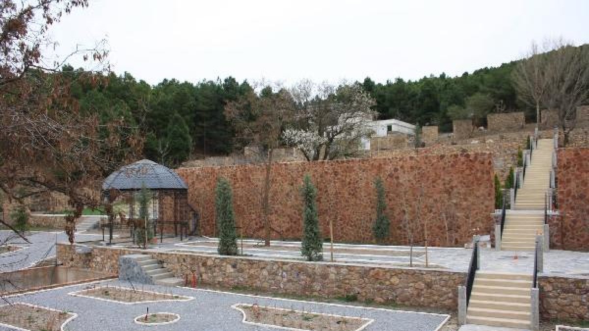 parque en el poblado minero de Las Menas de Serón, en la Sierra de los Filabres.