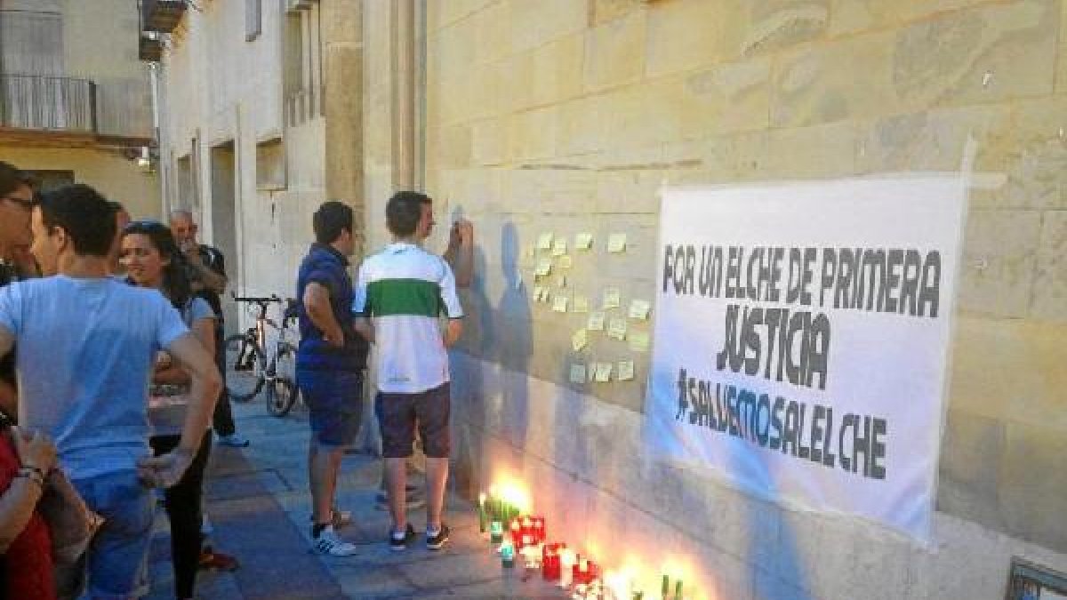 Los seguidores del Elche temen lo peor.