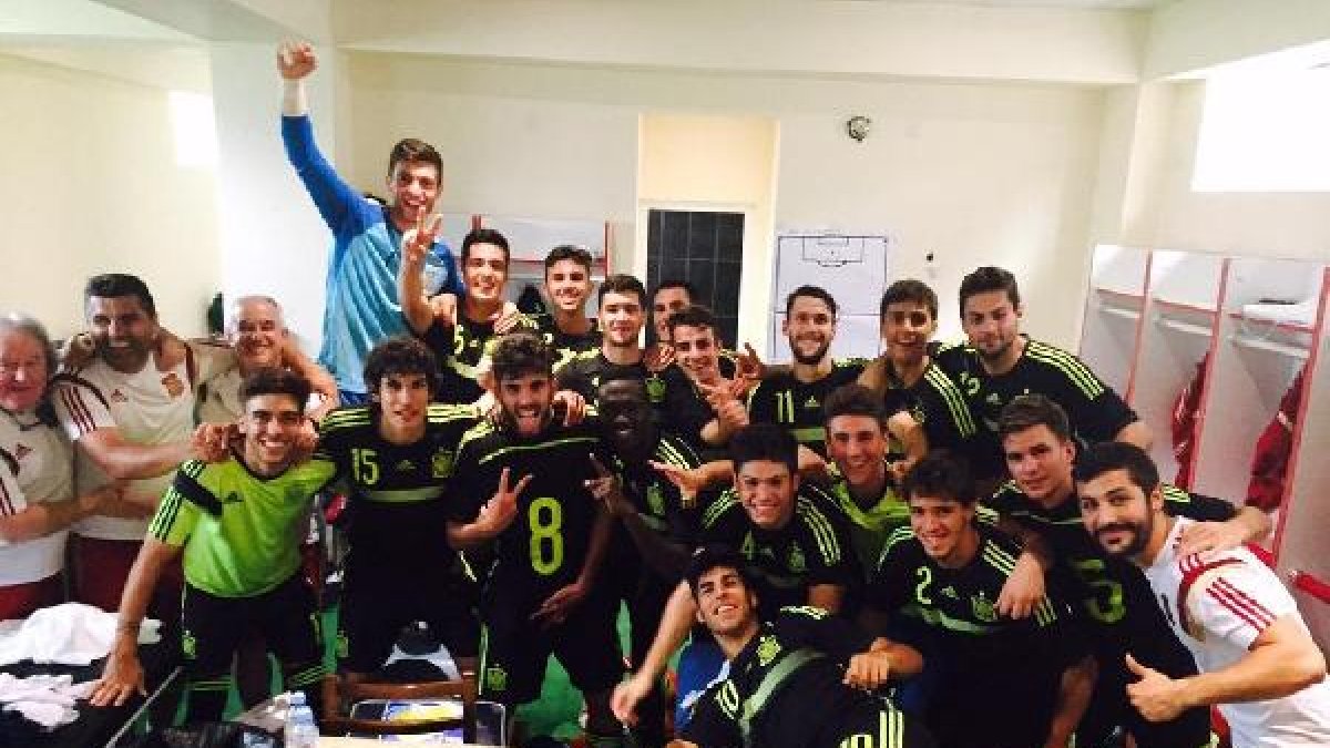 La fiesta de la Selección Española Sub 19 de Antonio Marín.