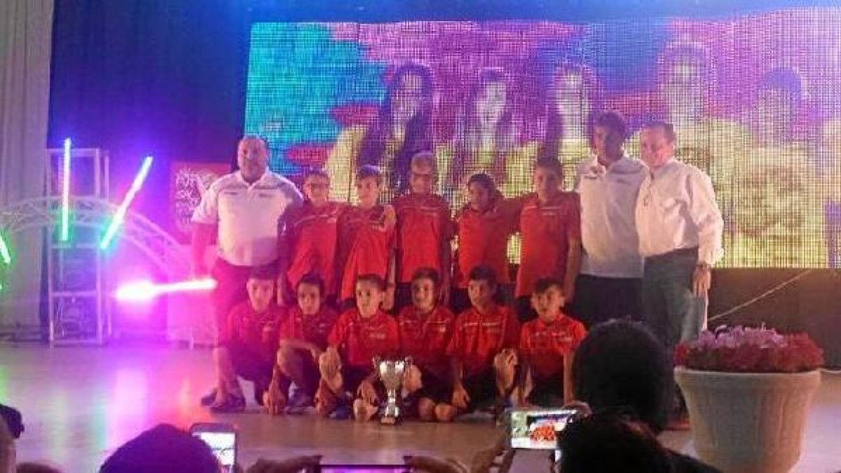 Los niños de Almería brillan en un torneo de talla internacional.