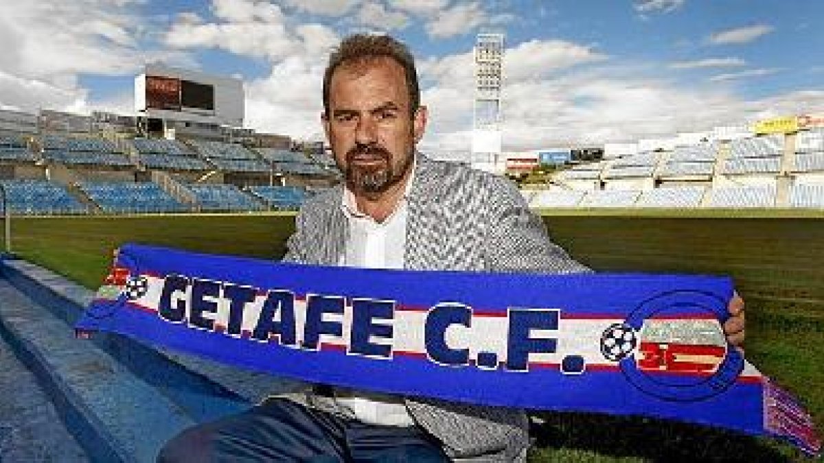 Ángel Torres necesita una buena inyección económica.