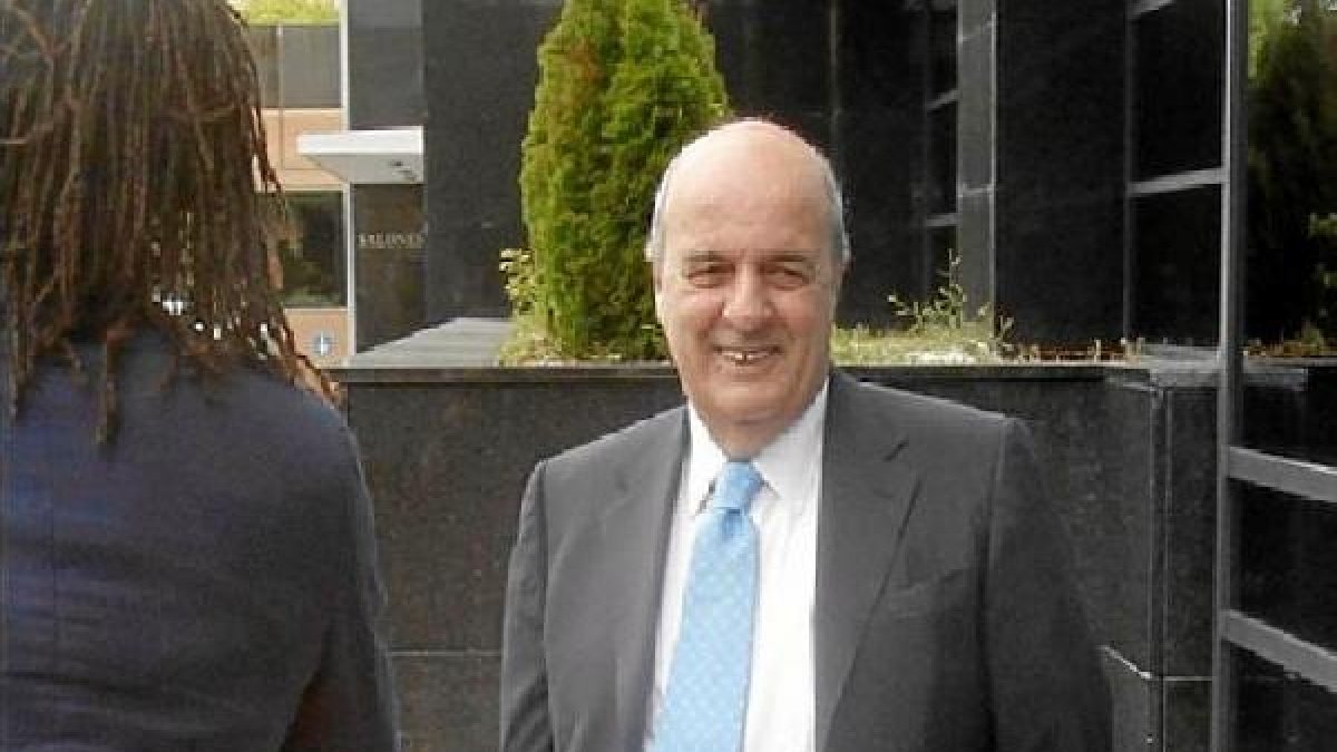 Bronzetti tiene claro el relevo de su representado.