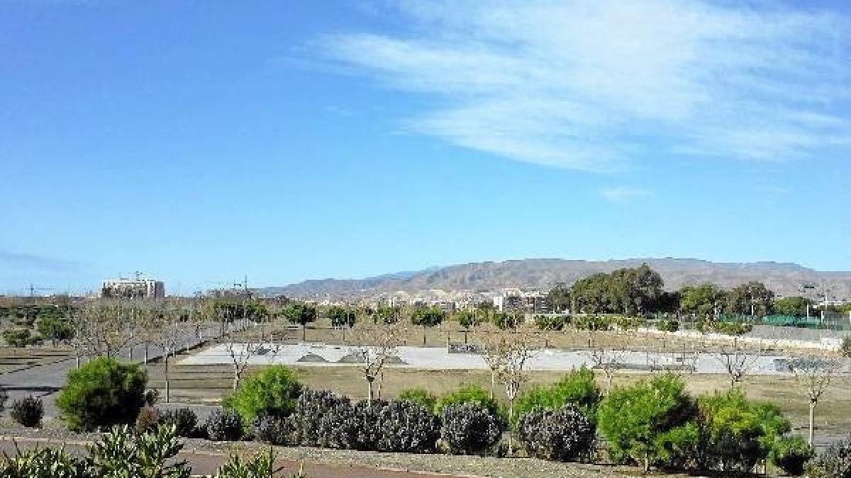 La Ciudad Deportiva debe ser una prioridad para el Almería..