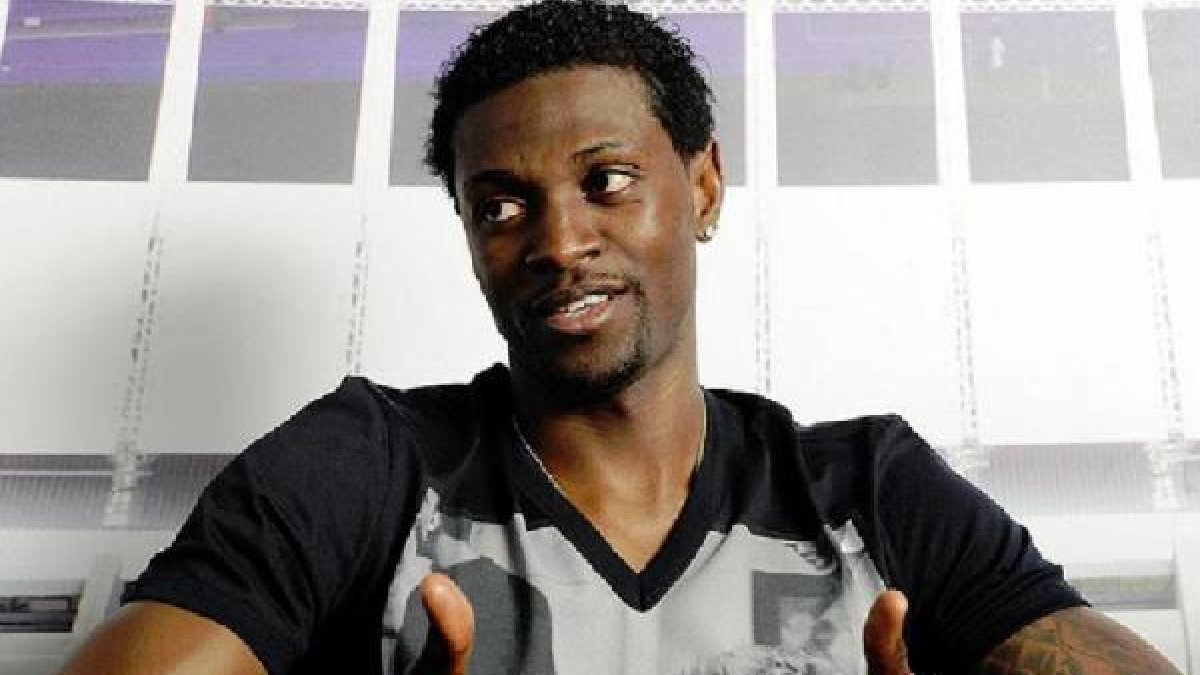 Adebayor confesó que se quiso suicidar.