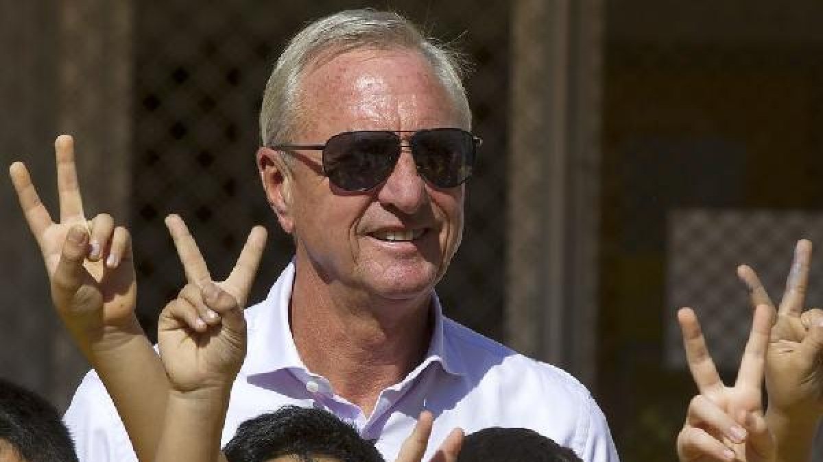 Cruyff atizó al Real Madrid tras la temporada en blanco.