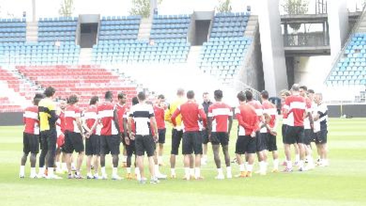 Charla de Sergi Barjuan este miércoles.