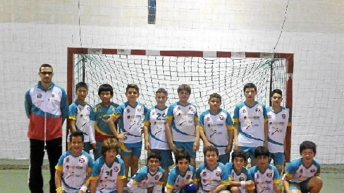 Los jugadores se preparan para pelear por las medallas.